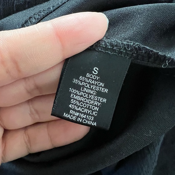 Boho Maxi Dress Size S Black Floral Embroidered Sleeveless Flowy - Picture 6 of 6